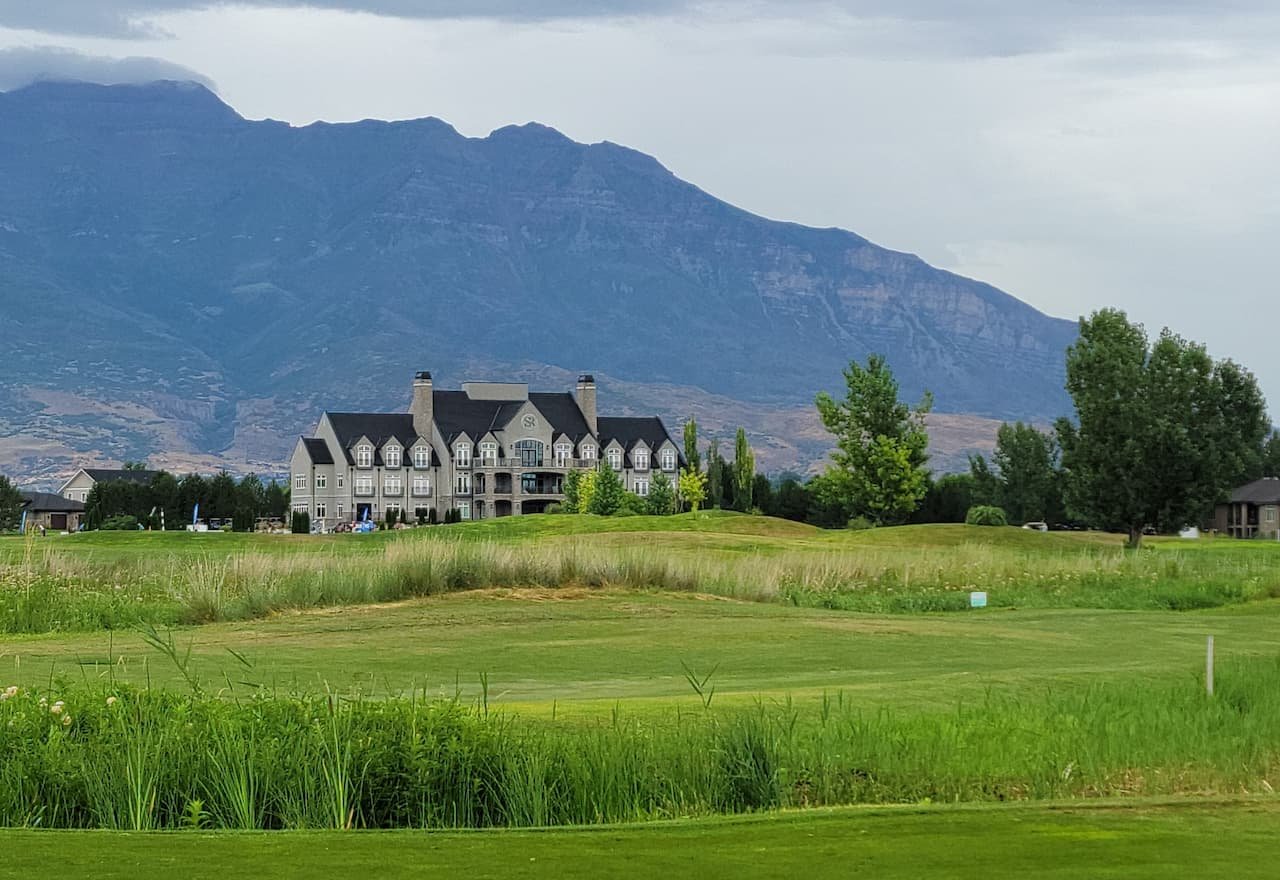 Thumbnail-For-Links-At-Sleepy-Ridge-Lakeview Height-By-Cowboys Landscaping