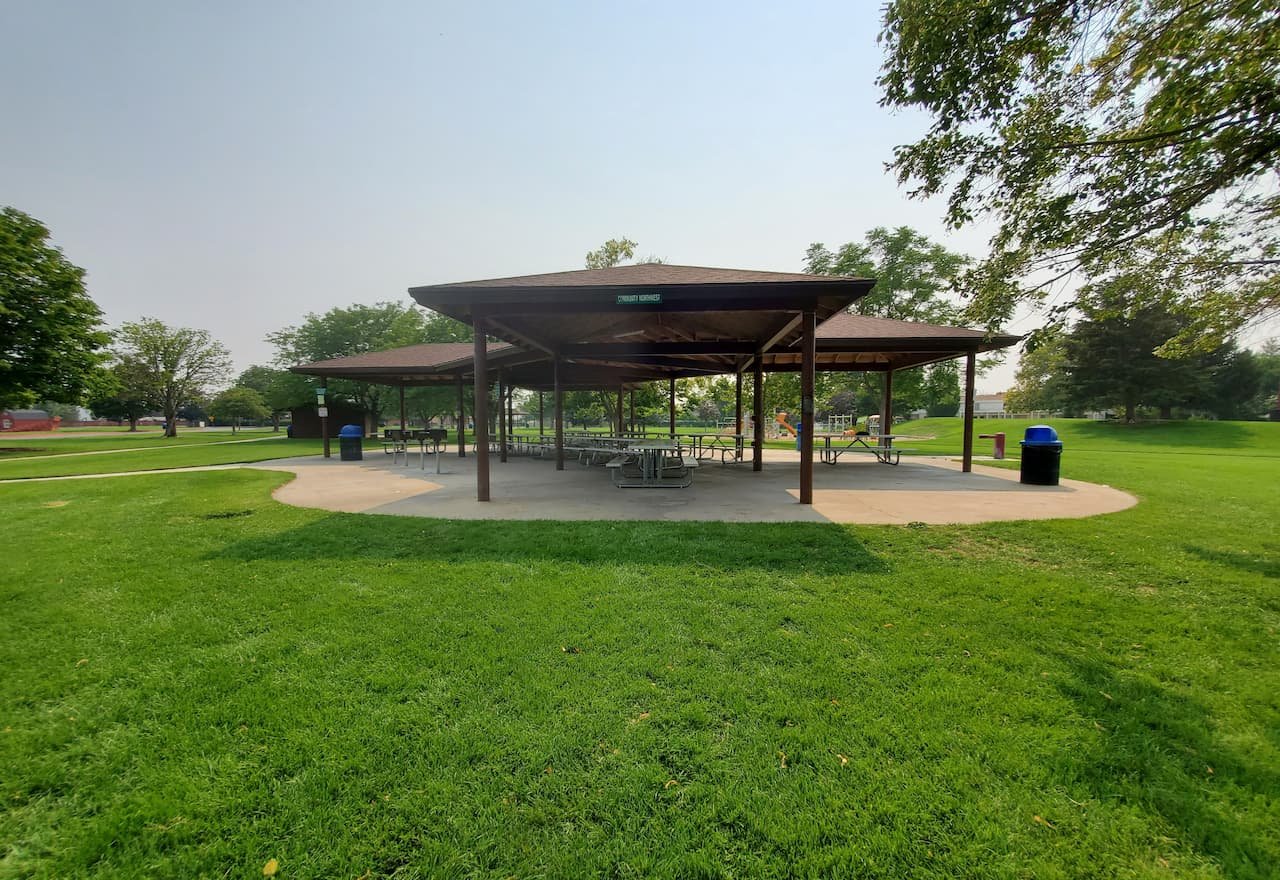 Thumbnail-For-Scera-Park-Lakeview Height-By-Cowboys Landscaping